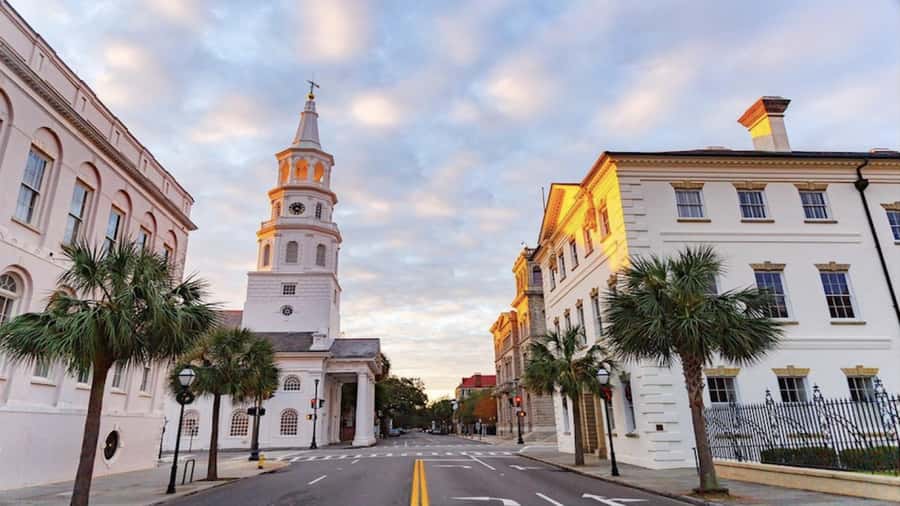 Charleston: History and Architecture Guided Walking Tour - Going inside St Michael’s Church, Dock Street Theatre, and the Old Exchange
