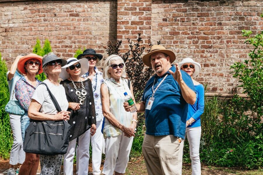 Charleston: Old Walled City Historical Walking Tour - Key points at a glance
