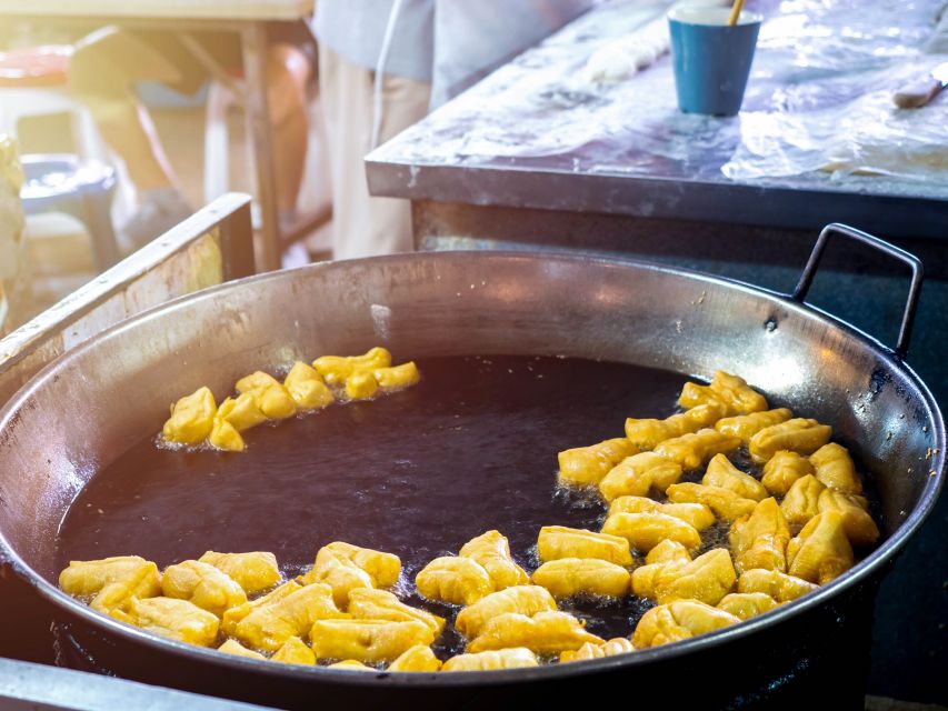 Chiang Mai: Local Food and Markets Guided Walking Tour - Hakka noodles at Thana Ocha