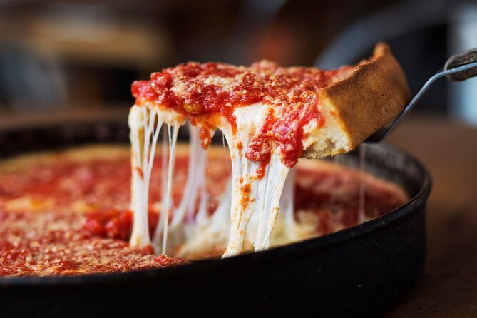 Chicago Favorites Ultimate Food and Walking Tour - A full meal built around Chicago’s classic bites