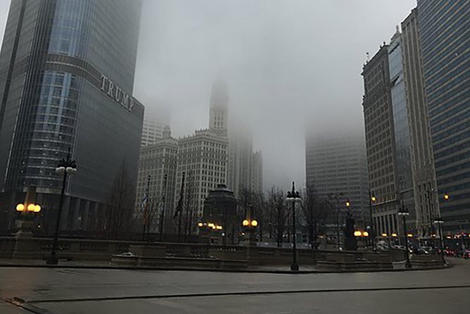 Chicago: Gangsters and Ghosts Walking Tour - Congress Plaza Hotel and Al Capone’s old headquarters