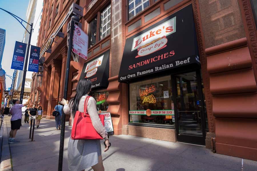 Chicago: The Ultimate Foodie Walking Tour with Tasty Stops - Timing, weather, and how to prepare