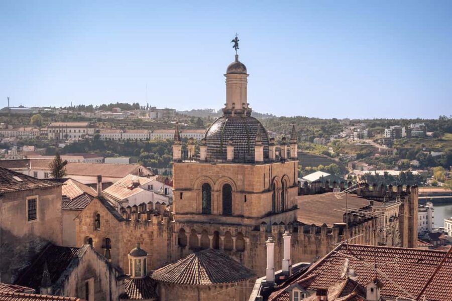 Coimbra: Private & Flexible Walking Tour in Historic Center - Starting beside the Mondego River at Largo da Portagem