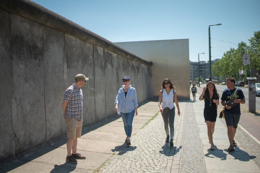 Cold War, Berlin Wall, Spies and the East Side Gallery - East Side Gallery and a changed meaning