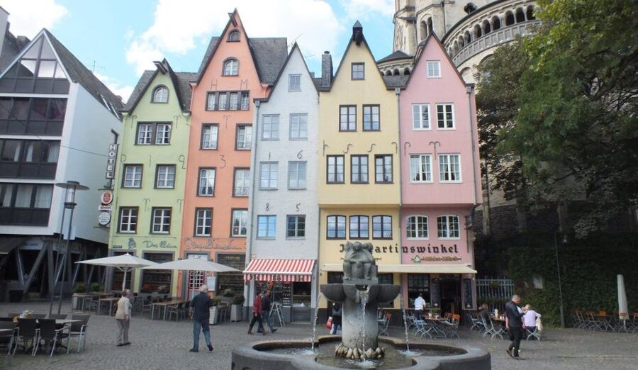 Cologne: Night Watchman Old Town Walking Tour - How the 90-minute route feels