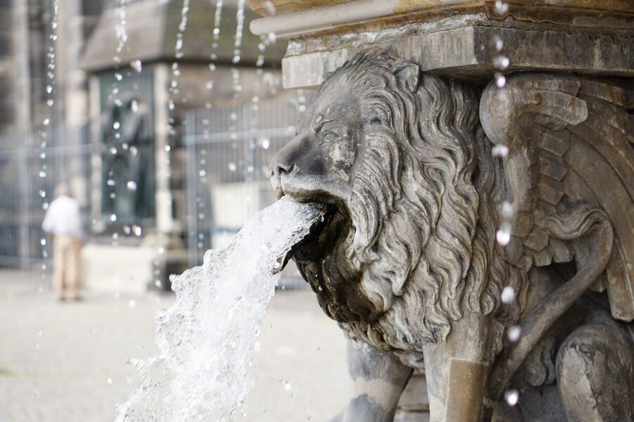 Cologne: Old Town Highlights Walking Tour - Key points to know before you book