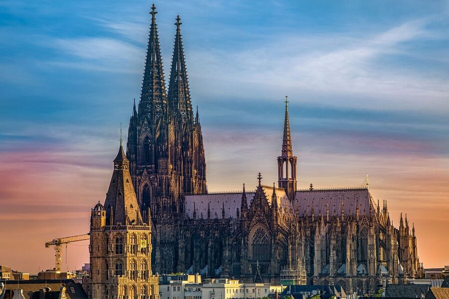 Cologne: Old Town Highlights Walking Tour - Who will enjoy this Cologne walk?
