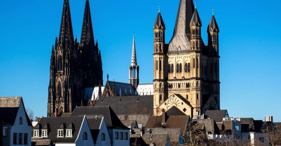 Cologne: Old Town Highlights Walking Tour - Starting beside Cologne Cathedral