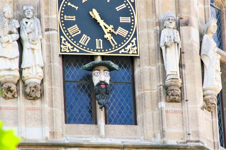 Cologne: Old Town Walking Tour with 1 Brewery Visit & 1 Beer - Key points to know before you book