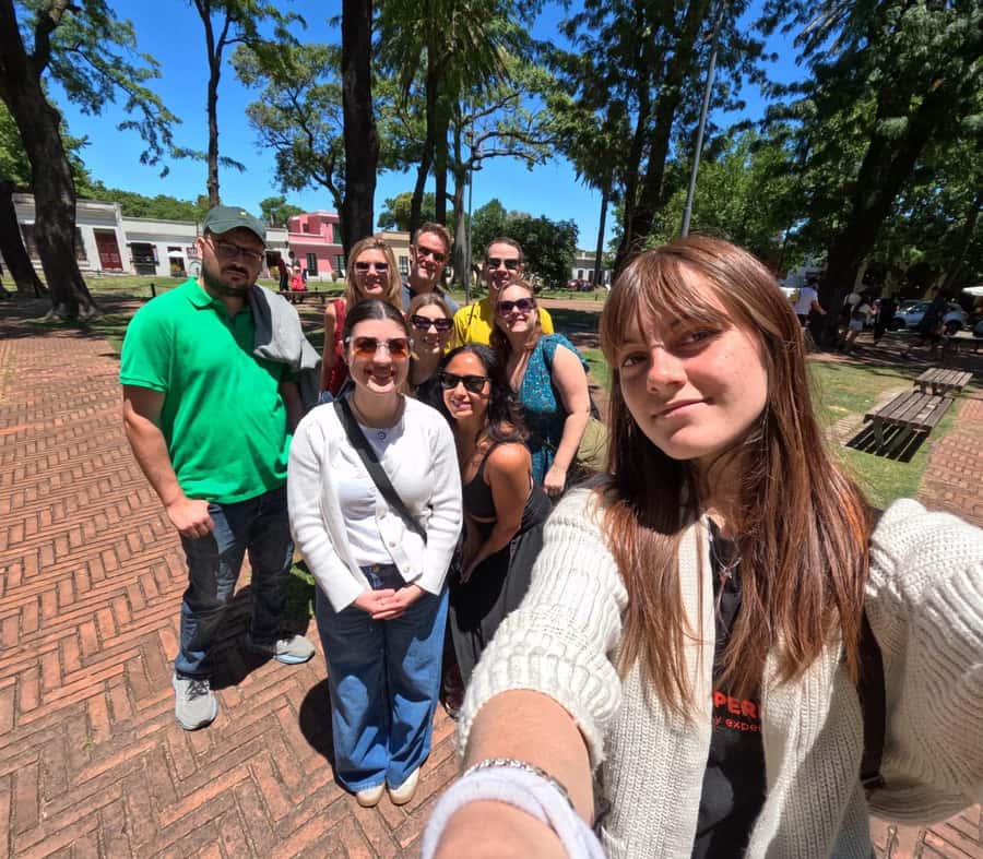 Colonia del Sacramento:Best Walking Tour (Historic Old Town) - What the guides add to the experience