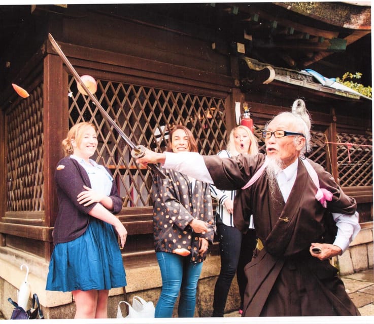 Cool Kyoto: 5-Hour Walking Tour with the Last Samurai - Buddhist and Shinto sites in one walk
