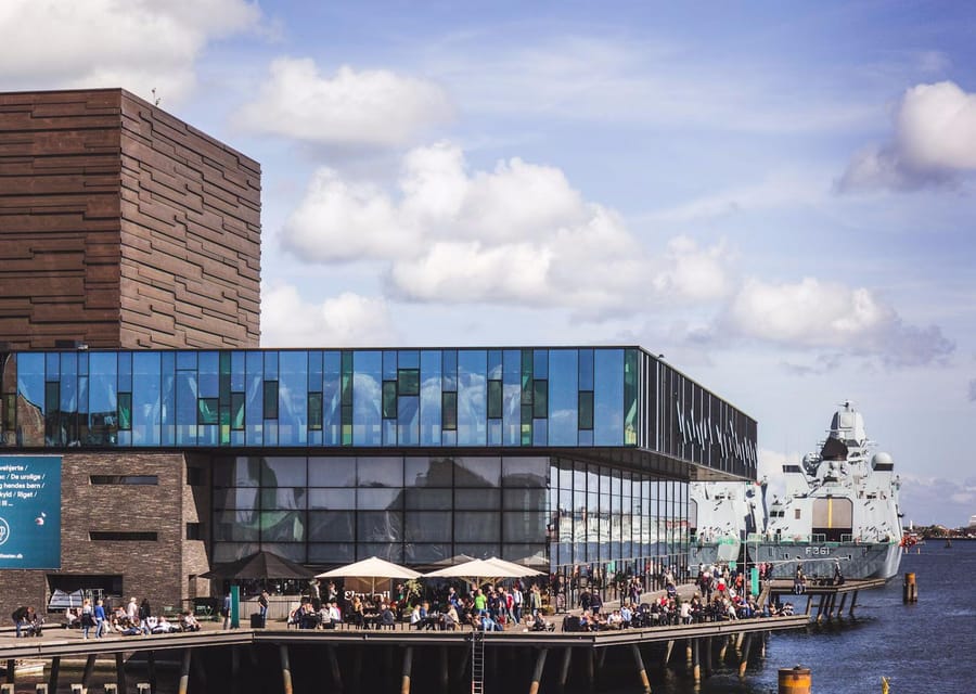 Copenhagen: Guided Walking Tour in French - Key points to know before booking
