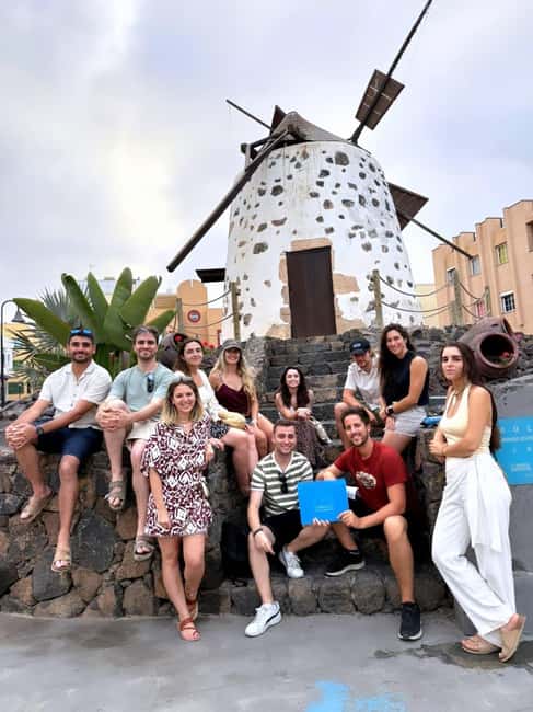 Corralejo: Walking tour with tastings of local products - Stories, recommendations and the guide’s personal touch