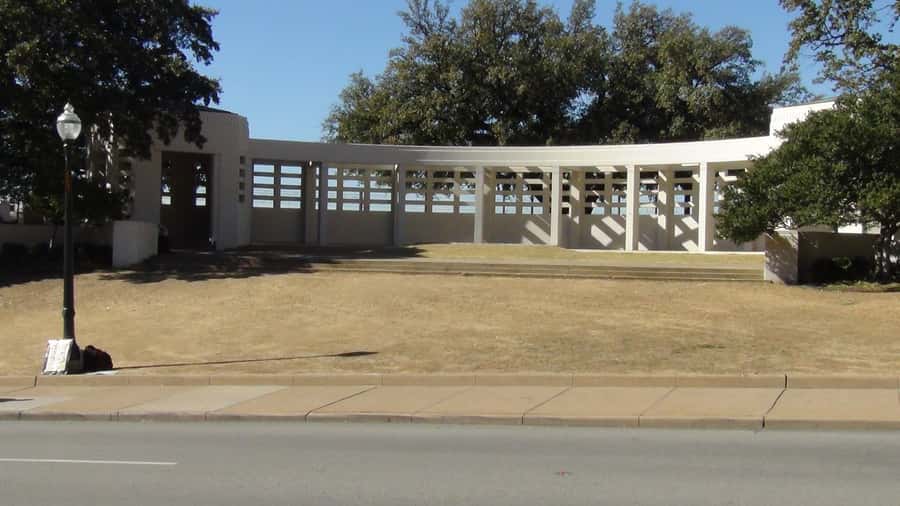 Dallas: JFK Assassination Highlights Walking Tour - Is $26 a fair price?