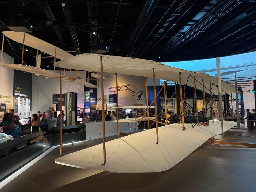 DC: Smithsonian Highlights Walking Tour with Air and Space - Natural History: dinosaurs, diamonds, and a little drama