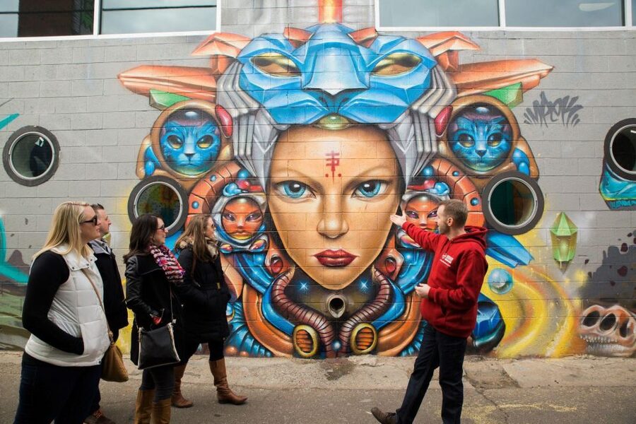 Deep Dive into Denver: Small-Group Walking Tour - Meeting the guide at the Big Sweep