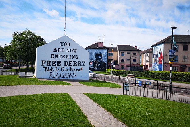 Derry City: The Troubles Bogside Walking Tour. - Reading the Bogside murals