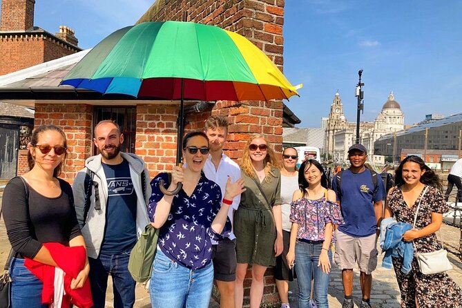 Downtown Liverpool Walking Tour - In Spanish - A city walk that joins Liverpool’s main threads