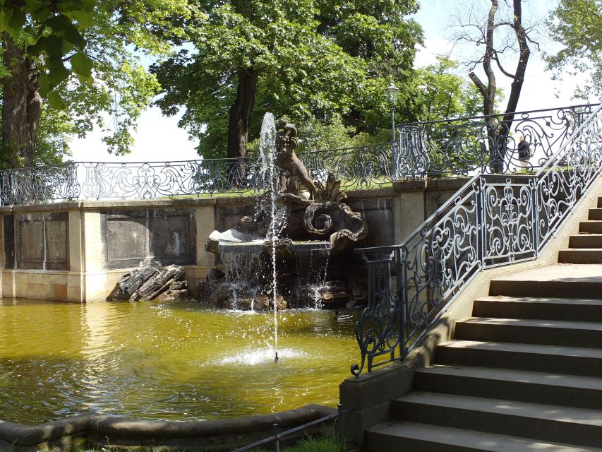 Dresden: Complete Walking Tour with Frauenkirche Visit - Schlossplatz and the Catholic Hofkirche