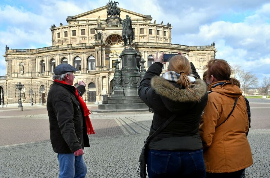 Dresden: Guided City Walk - Brühl’s Terrace and the view toward the river