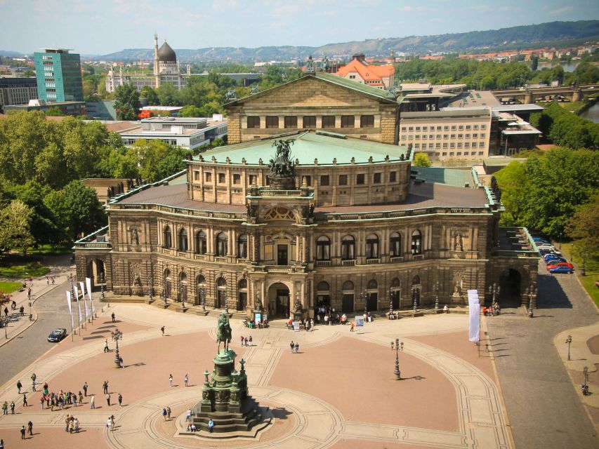 Dresden: Guided City Walk - Stallhof and Fürstenzug: Dresden’s royal stage