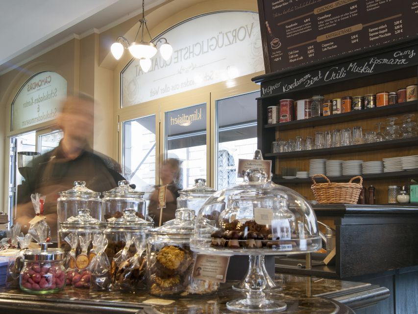 Dresden: Guided Walking Tour and Chocolate Museum Ticket - Semperoper and the Zwinger from the outside