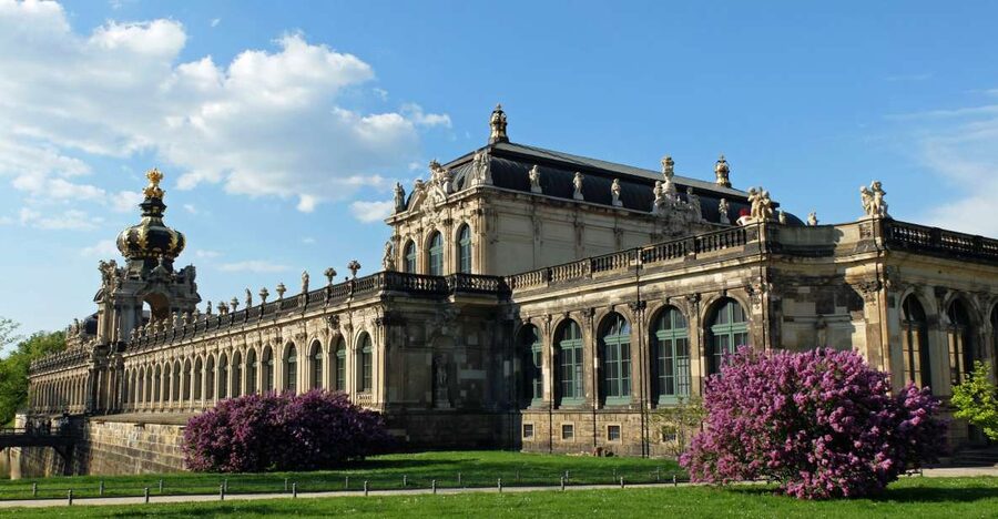 Dresden: Shared Small Group Walking Tour in English - Why this two-hour walk works well in Dresden