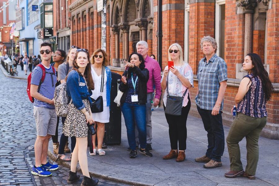 Dublin: Delicious Walking Food Tour - Meeting the people behind Dublin’s food