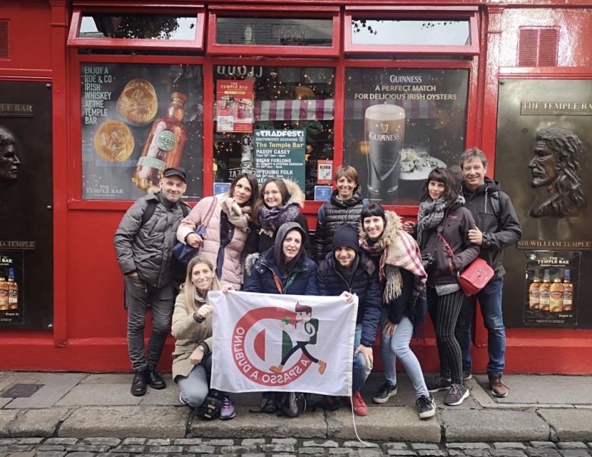 Dublin Highlights: 2.45-Hour Walking Tour in Italian - The guide makes the biggest difference
