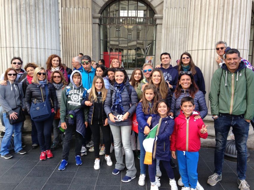 Dublin Highlights: 2.45-Hour Walking Tour in Italian - Temple Bar beyond the nightlife image