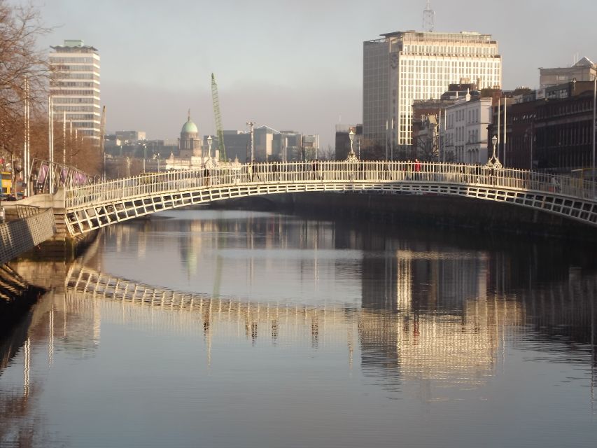 Dublin: Highlights and Hidden Corners Walking Tour - Trinity College and the former Parliament House