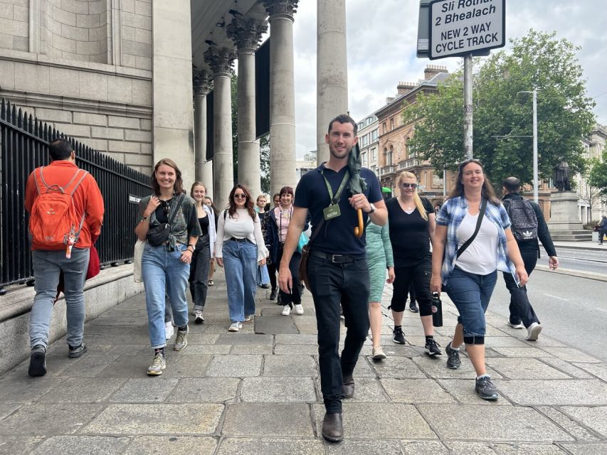 Dublin: Highlights and Hidden Gems Walking Tour - Temple Bar without getting stuck there