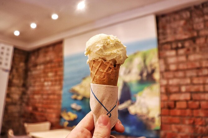 Dublin Historical Centre Food Tour with 8 Food Tastings & Drinks - What the eight tastings really add up to