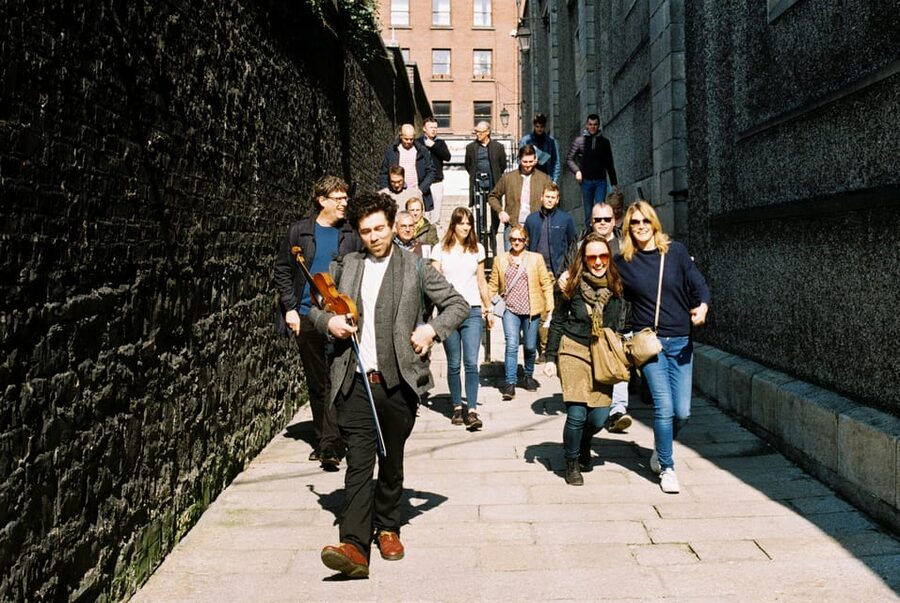 Dublin: Irish Music Walking Tour with Live Performance - The pace, walking, and accessibility