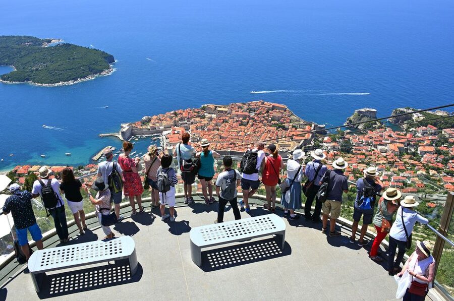 Dubrovnik: Cable Car, Walking Tour and City Walls Combo - The walk through Dubrovnik’s narrow streets
