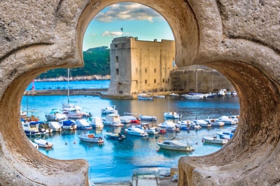 Dubrovnik: Cable Car, Walking Tour and City Walls Combo - What the city walls add