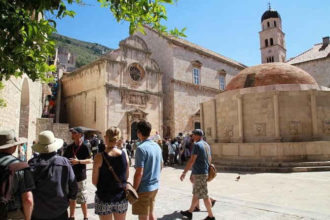 Dubrovnik Discovery Old Town Walking Tour - Orlando’s Column and Dubrovnik’s idea of freedom
