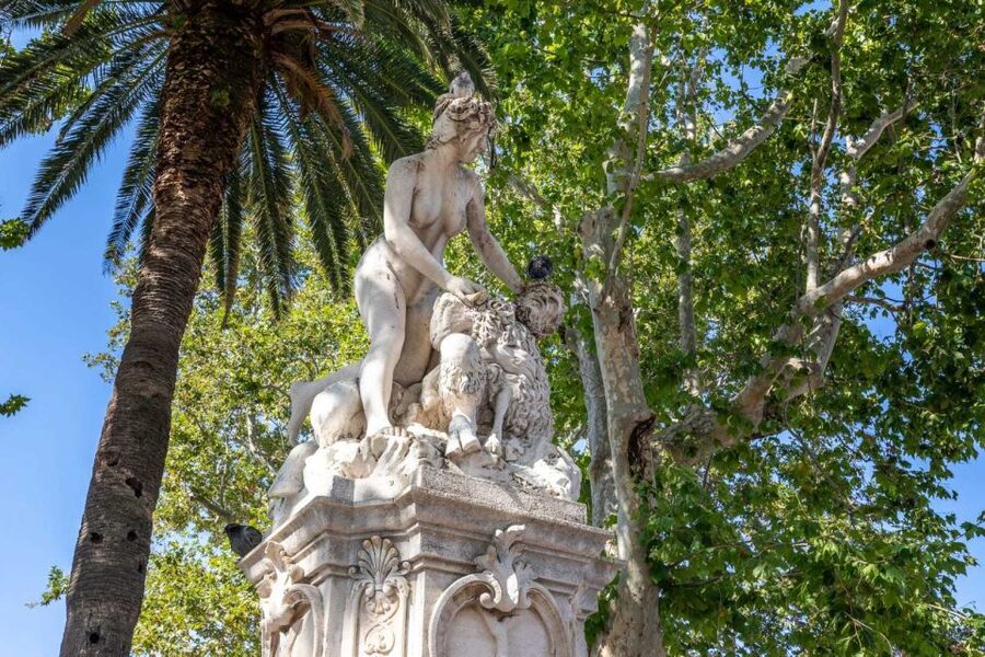 Dubrovnik: History and Game of Thrones Walking Tour - Starting at the Amerling Fountain