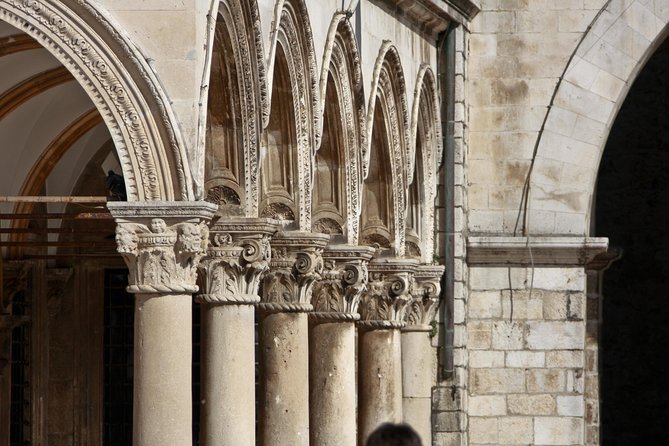 Dubrovnik: Old Town History Walking Tour - Starting at the Large Onofrio’s Fountain