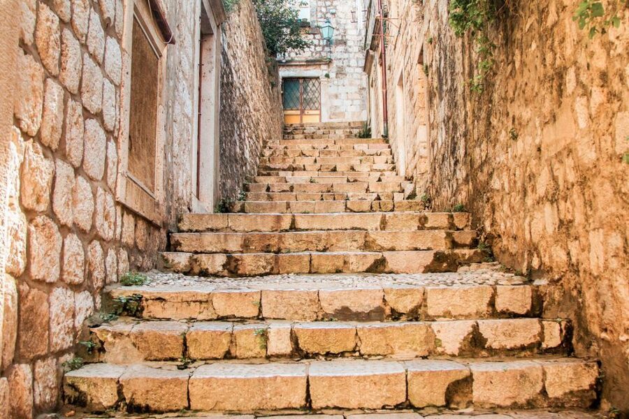Dubrovnik: Old Town Walking Tour - What $23 buys you