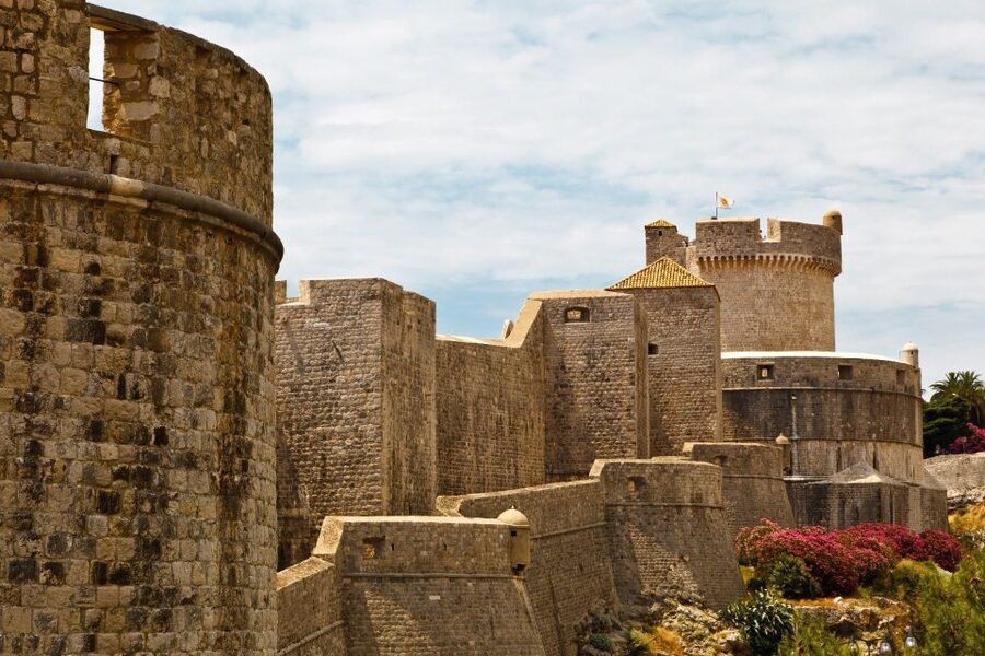 Dubrovnik: Walls and Wars Walking Tour - Minceta Tower and the highest views