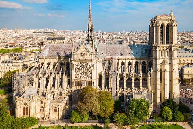 Early Access Paris Notre Dame Cathedral Walking Tour - Sainte-Chapelle and the medieval royal court