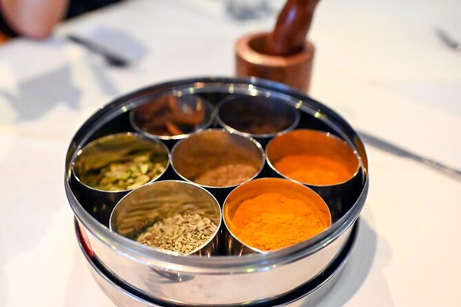 East London Indian Food Tour with 8+ Authentic Food Tastings - Tandoori dishes and the larger restaurant meal