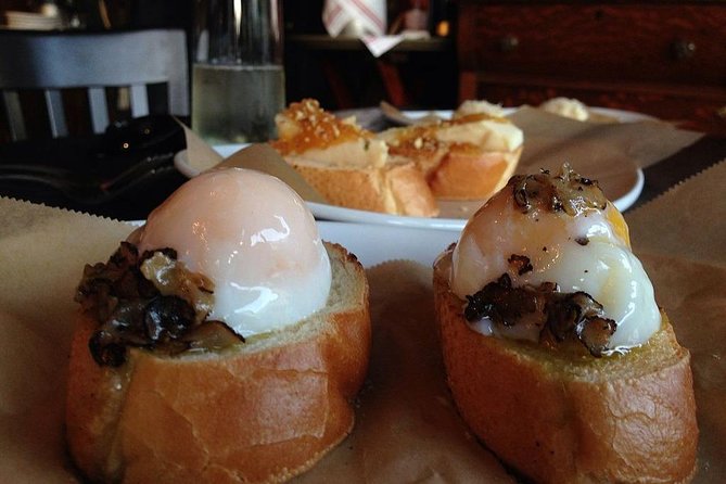 Eat Like a Local: Venice 3-Hour Small-Group Food Tasting Tour - Cicchetti, wine, and the art of grazing