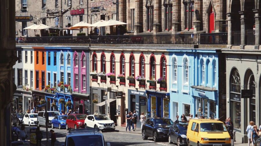 Edinburgh: 3-Hour Historical Walking Tour in Spanish - Why this three-hour walk works in Edinburgh Old Town