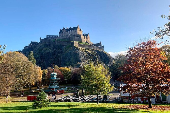 Edinburgh Castle: Guided Walking Tour with Entry Ticket - Why Edinburgh Castle works better with a guide