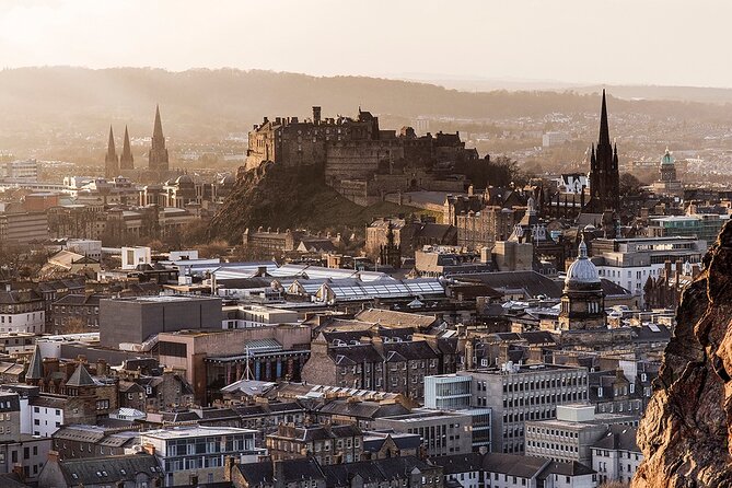 Edinburgh Castle & Royal Mile Walking Tour - Ticket Included - St. Giles’ Cathedral and the heart of the Old Town