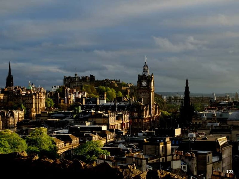 Edinburgh: Dark History Royal Mile Walking Tour - Why Edinburgh’s Royal Mile tells darker stories