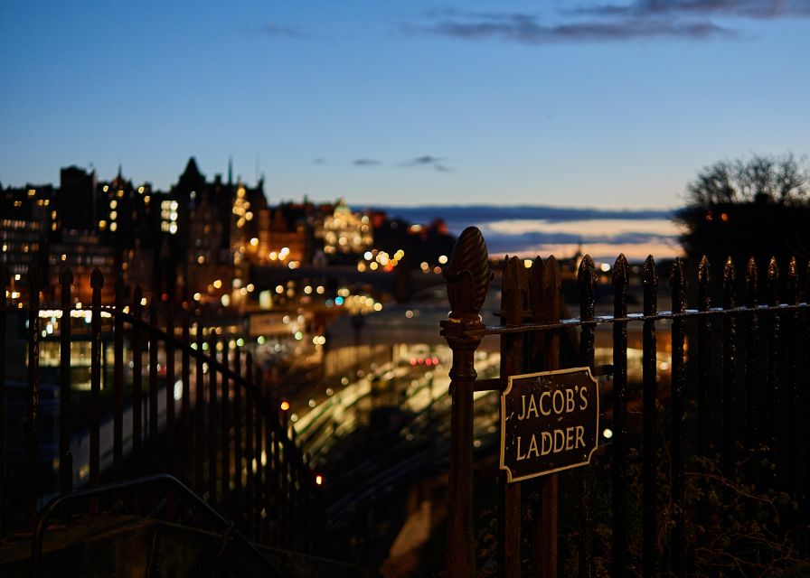 Edinburgh: Dark Secrets of the Old Town Ghost Walking Tour - Is two hours the right length?