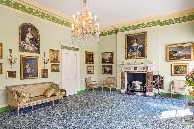 Edinburgh Full Day Walking Tour with Castle Included -Small Group - Starting in Charlotte Square, Edinburgh’s polished New Town
